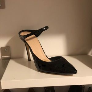 Club Monaco Sayvah Patent Pump Size 38